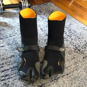 XCEL 5mm Drylock Split Toe Wetsuit Boots